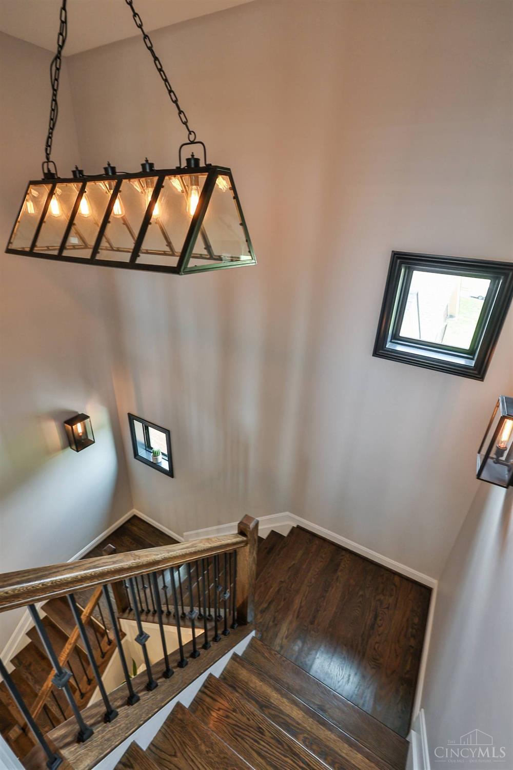 2907 Riverside Drive Cincinnati, OH 45226 - Photo 44 of 75