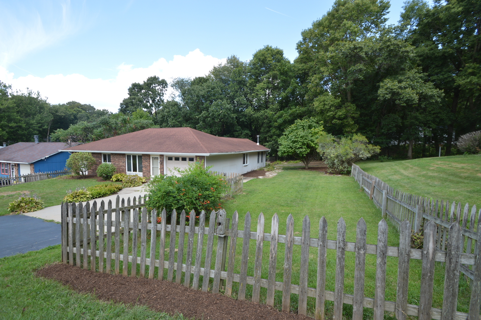 16176 Strawberry Road Morrison, IL 61270 - Photo 29 of 42 a front view of house with yard and green space