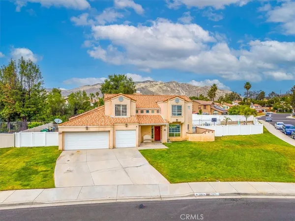 $999,999 | 23574 Lake Valley Drive, Moreno Valley, CA 92557