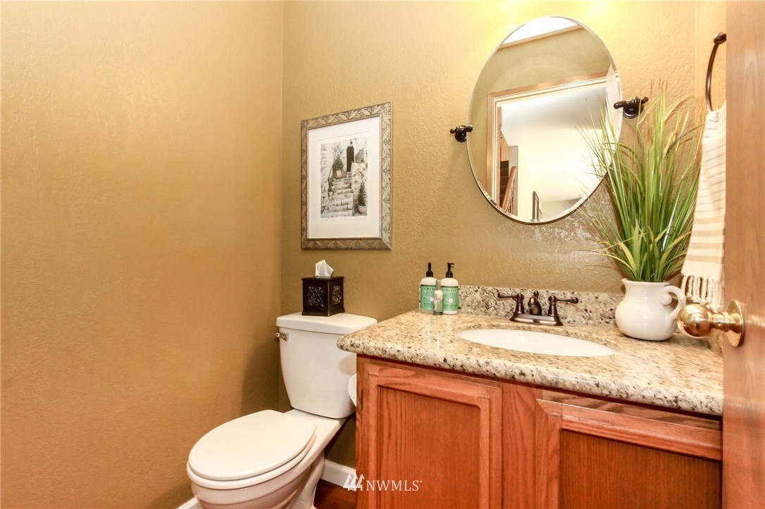 14031 Southeast 159th Place Renton, WA 98058 - Photo 11 of 21 Gallery Image 11