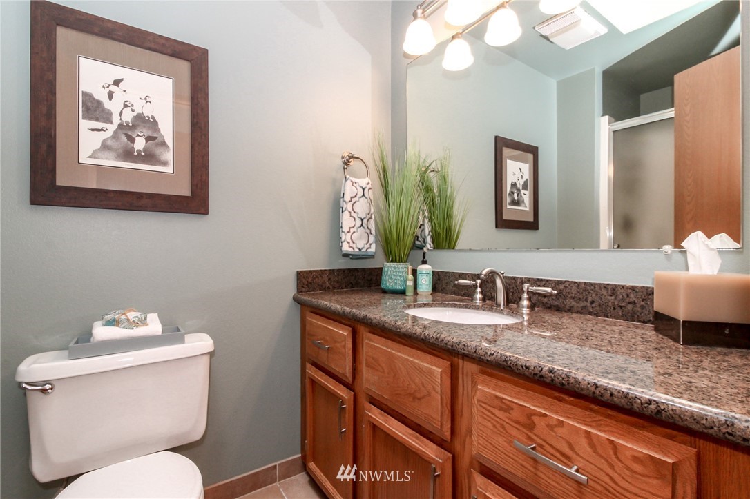 14031 Southeast 159th Place Renton, WA 98058 - Photo 14 of 21 Gallery Image 14