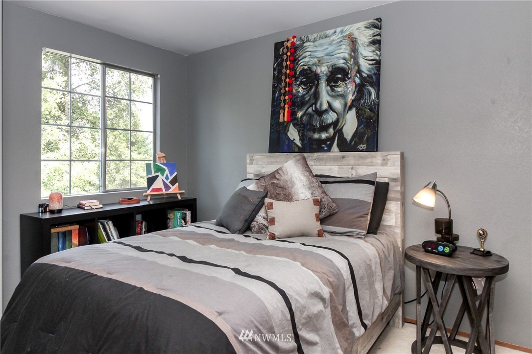 14031 Southeast 159th Place Renton, WA 98058 - Photo 15 of 21 Gallery Image 15