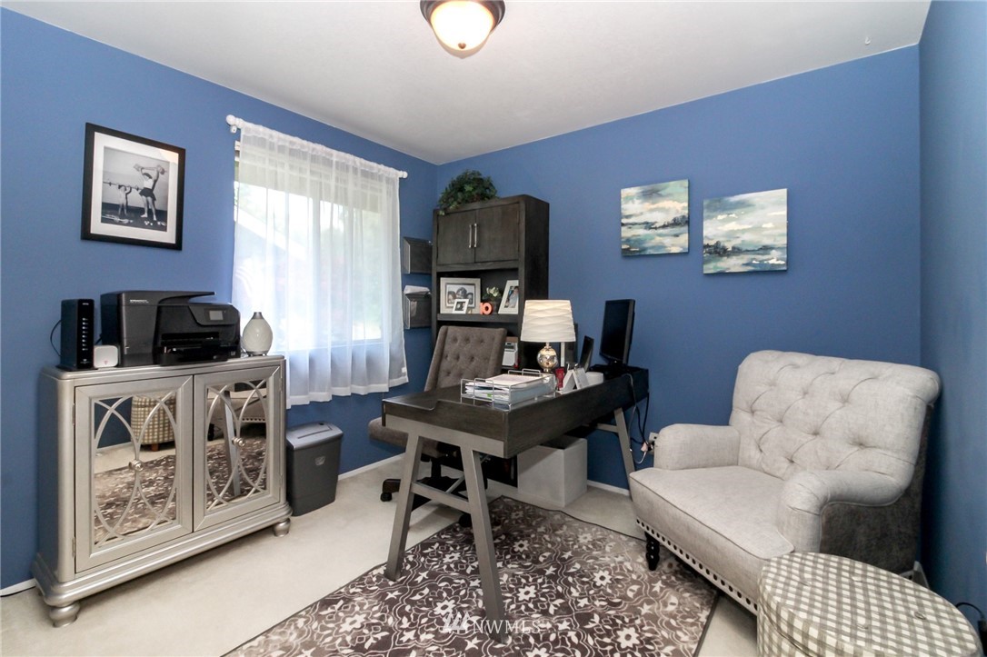 14031 Southeast 159th Place Renton, WA 98058 - Photo 16 of 21 Gallery Image 16