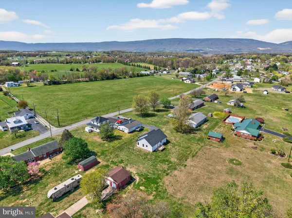 $335,000 | 551 Park Road, Stanley, VA 22851