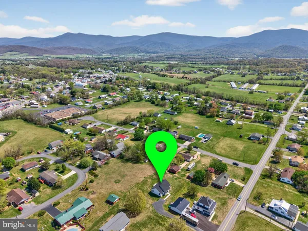 $335,000 | 551 Park Road, Stanley, VA 22851