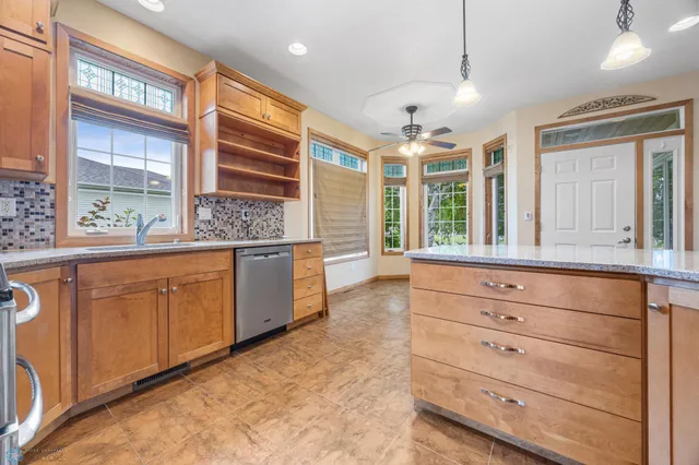 $390,000 | 326 44th Avenue South, Moorhead, MN 56560