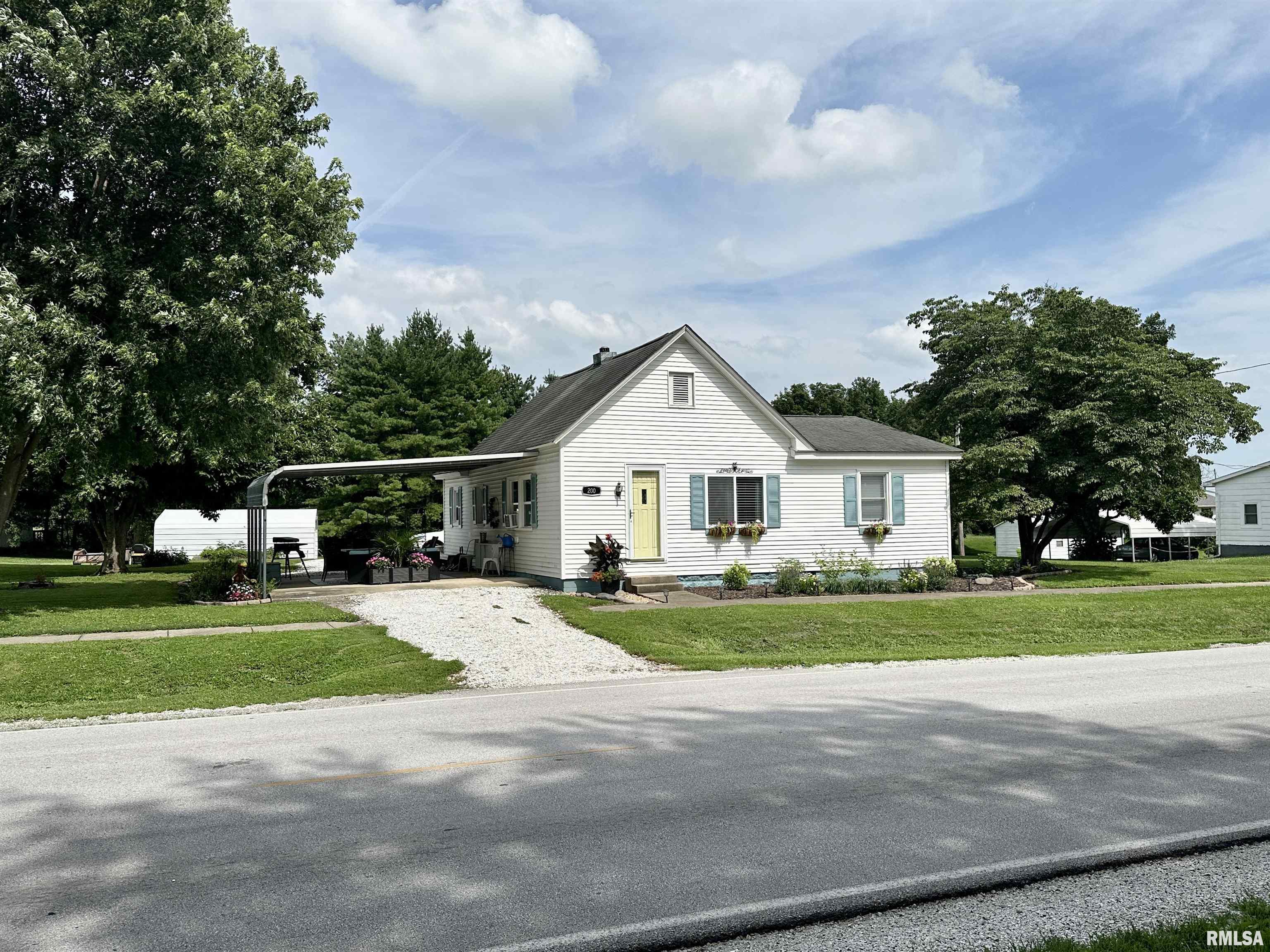 200 State Street Concord, IL 62631 - Photo 1 of 52