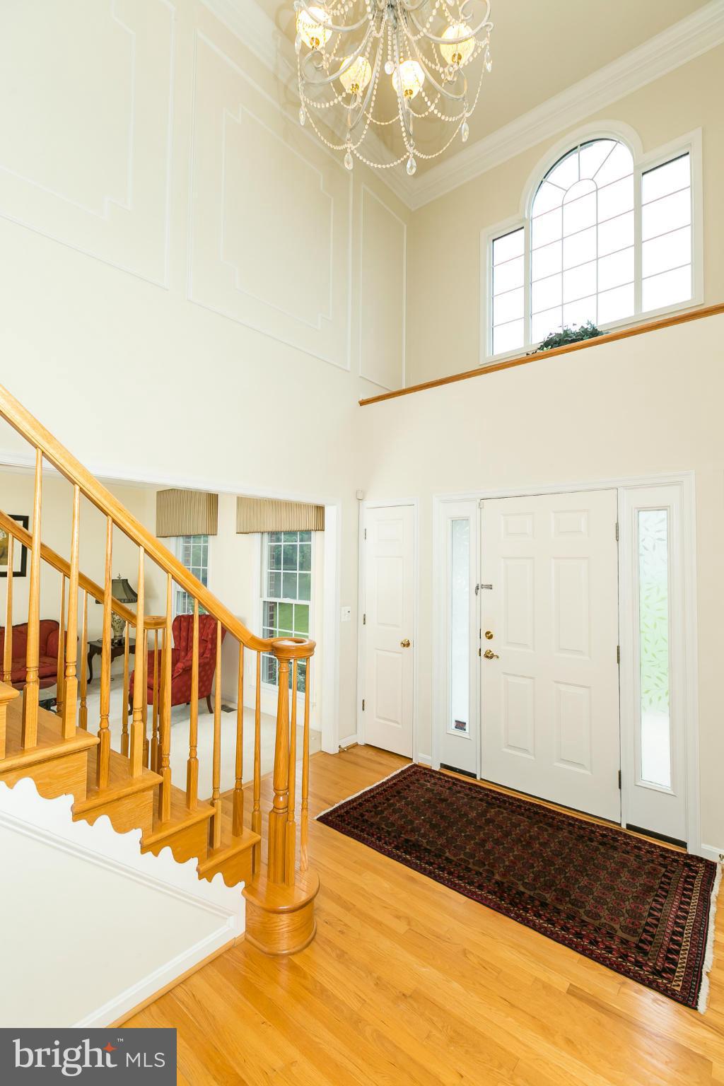 5052 Jericho Road Columbia, MD 21044 - Photo 2 of 30 2 story foyer w/hardwood floor