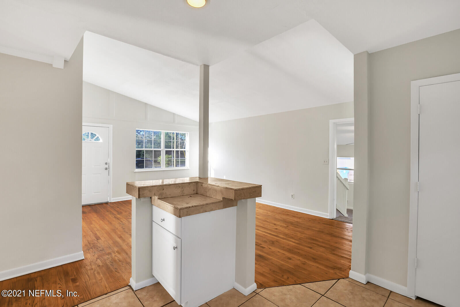 2327 Caladium Road Jacksonville, FL 32211 - Photo 11 of 26 20_0H3A4600_mls
