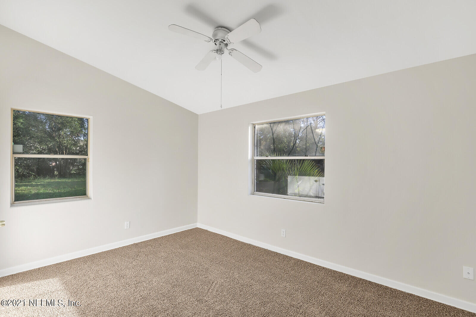 2327 Caladium Road Jacksonville, FL 32211 - Photo 16 of 26 16_0H3A4583_mls