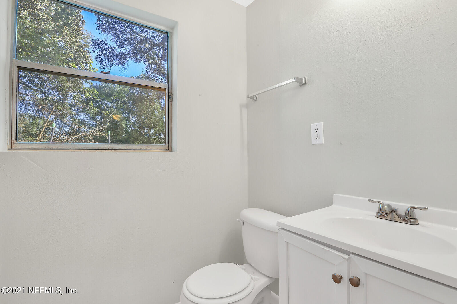 2327 Caladium Road Jacksonville, FL 32211 - Photo 18 of 26 18_0H3A4593_mls