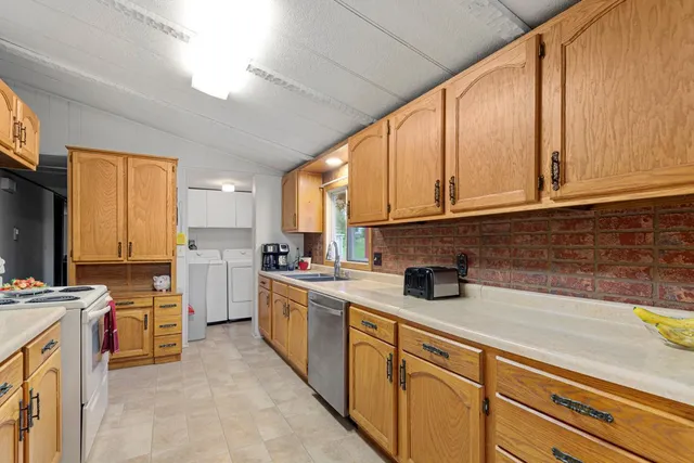 $315,000 | 18221 Roberds Lake Boulevard, Faribault, MN 55021