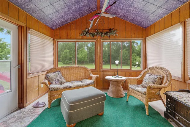 $315,000 | 18221 Roberds Lake Boulevard, Faribault, MN 55021