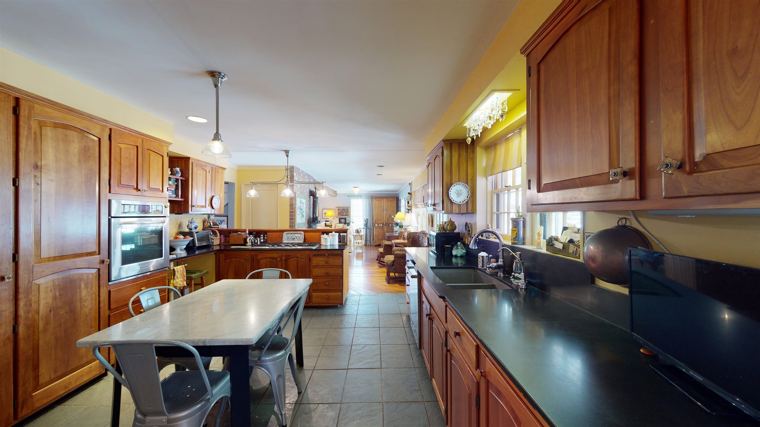 462 Monkton Road Ferrisburgh, VT 05491 - Photo 11 of 40 Gallery Image 11