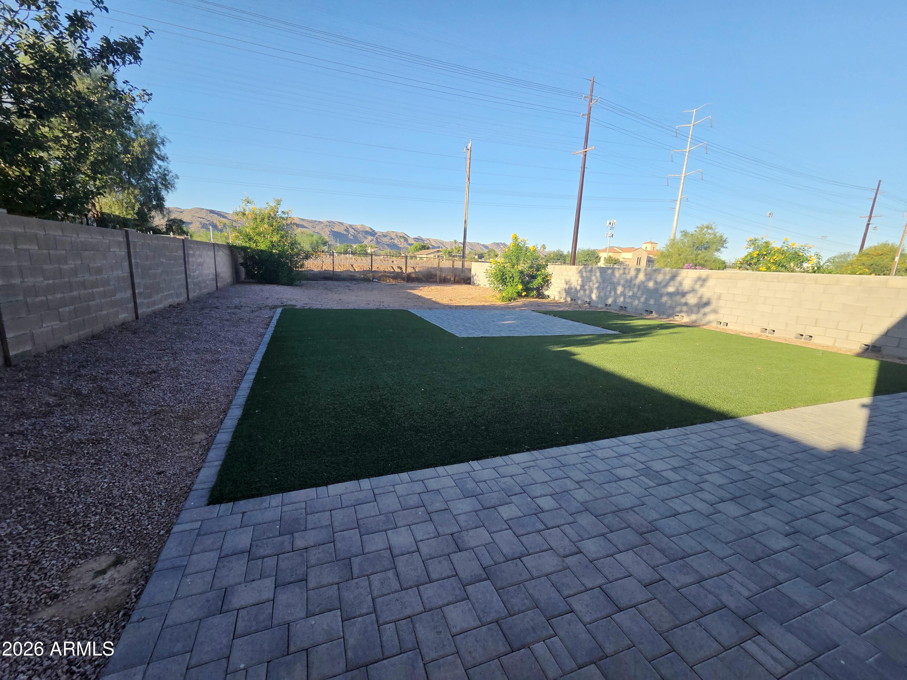 913 East Fremont Road, Unit 3 Phoenix, AZ 85042 - Photo 15 of 17 20260609_062633(0)