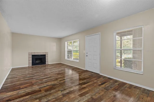 $1,500 | 14419 Hanging Moss Circle, Unit 101, Tampa, FL 33613