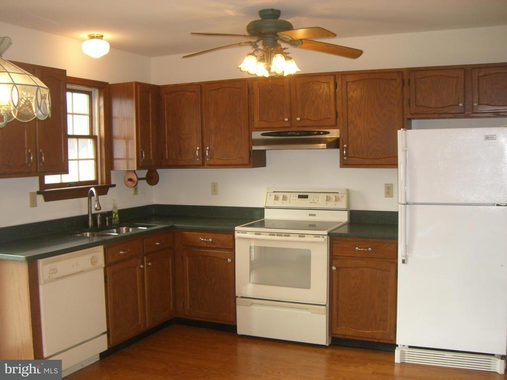 55 King Pen Road Nottingham, PA 19362 - Photo 4 of 12
