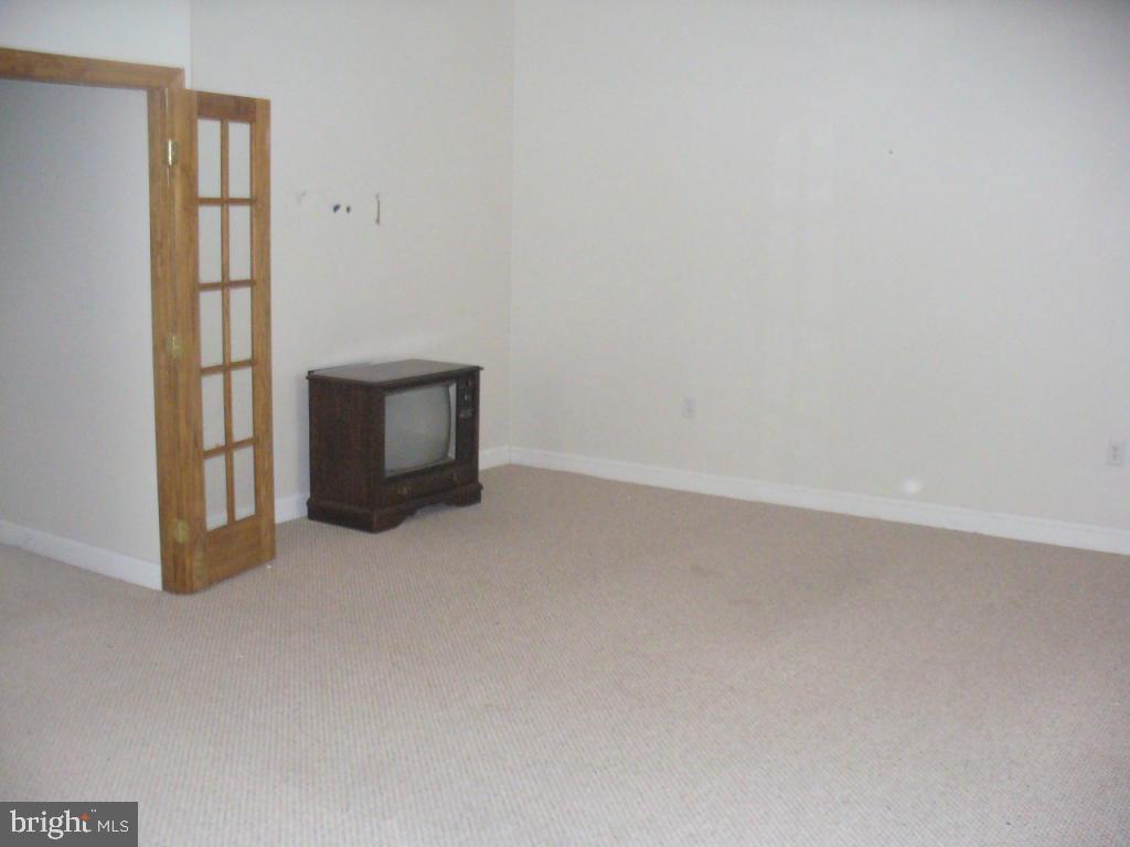 532 Oak Lane Lititz, PA 17543 - Photo 9 of 32 Gallery Image 9
