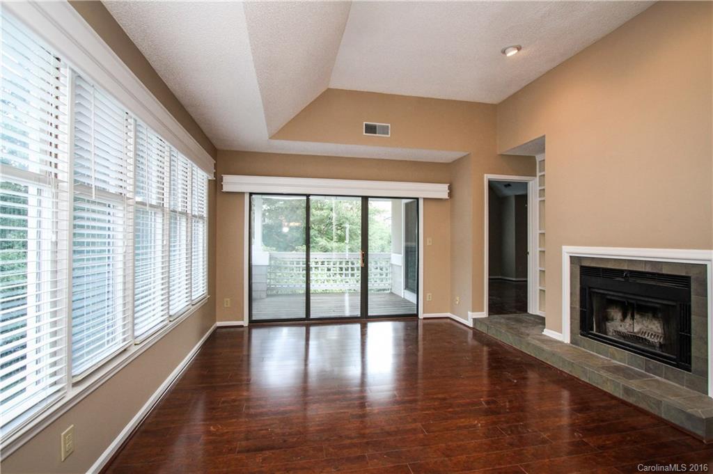 232 Queens Road, Unit 51 Charlotte, NC 28204 - Photo 9 of 24 Gallery Image 9