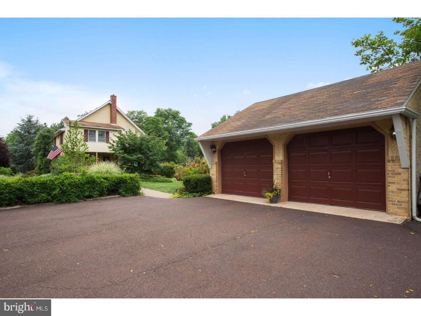 2440 Kerr Road Harleysville, PA 19438 - Photo 2 of 25 Gallery Image 2