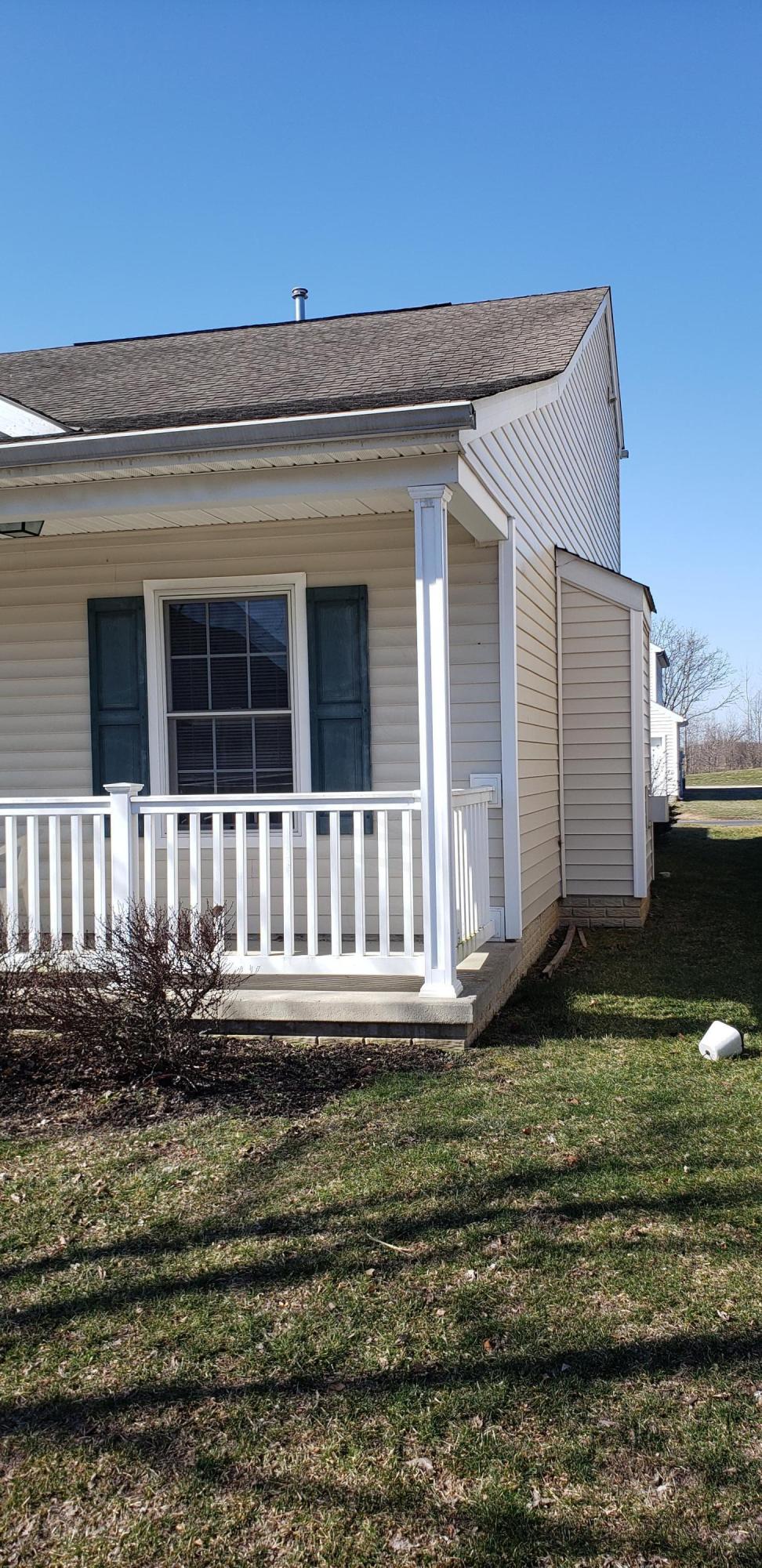 527 Rockets Street, Unit 161 Galloway, OH 43119 - Photo 3 of 14 Gallery Image 3