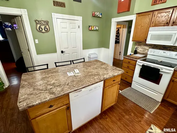 $107,000 | 1237 South East Street, Jacksonville, IL 62650