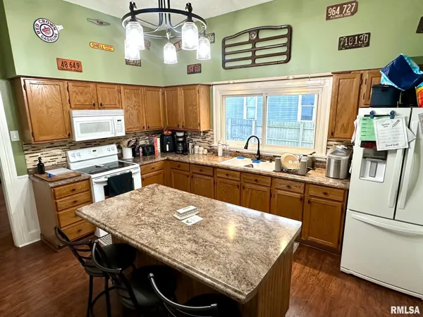 $107,000 | 1237 South East Street, Jacksonville, IL 62650