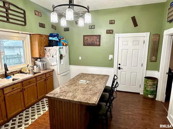 $107,000 | 1237 South East Street, Jacksonville, IL 62650