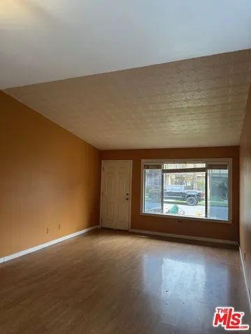 $385,000 | 8735 Cedros Avenue, Unit 3, Panorama City, CA 91402