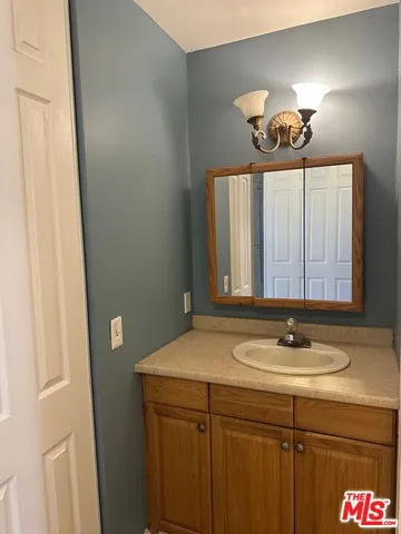 $385,000 | 8735 Cedros Avenue, Unit 3, Panorama City, CA 91402