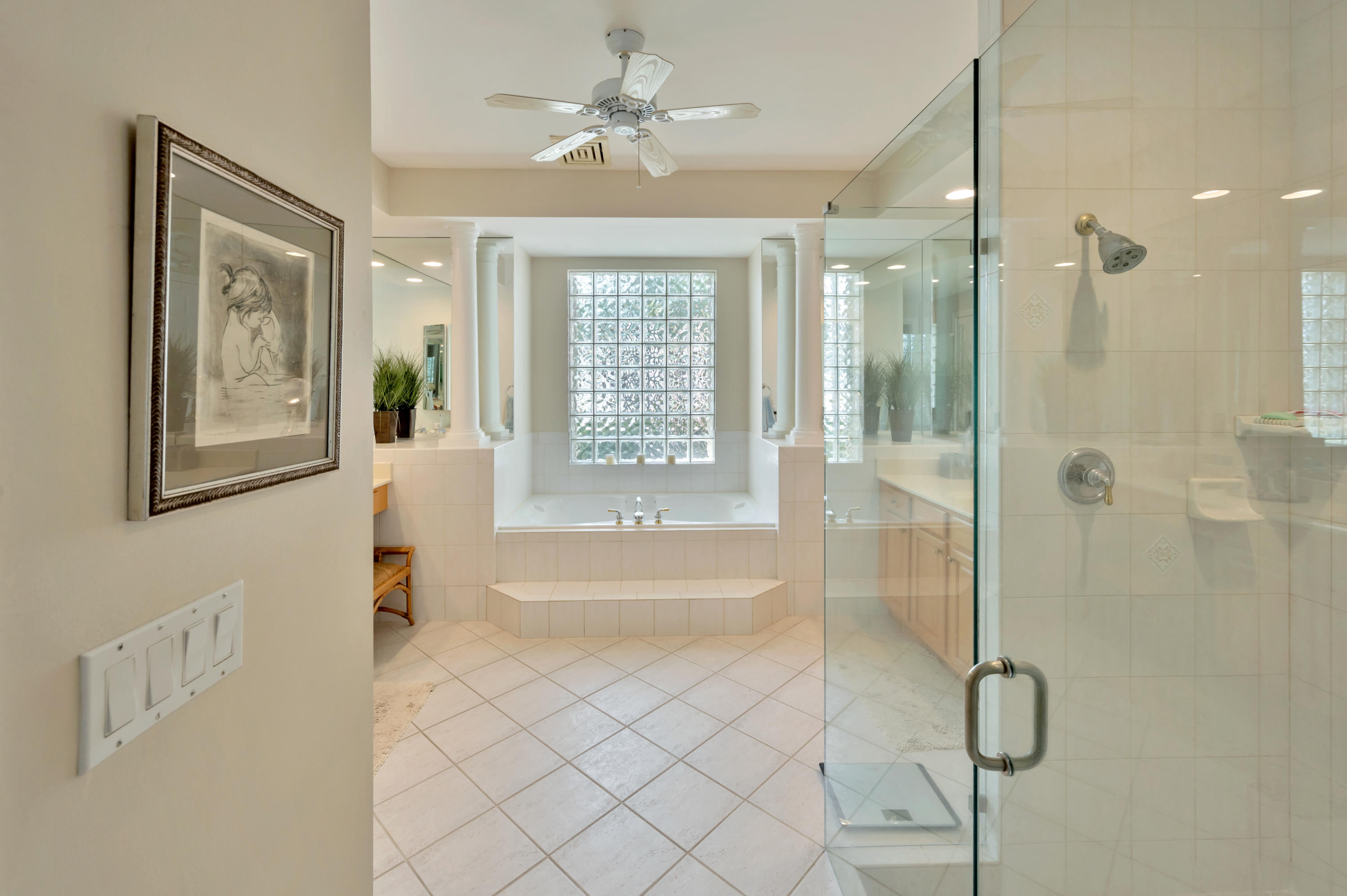 21286 Falls Ridge Way Boca Raton, FL 33428 - Photo 16 of 44 16-MBR-Bathroom