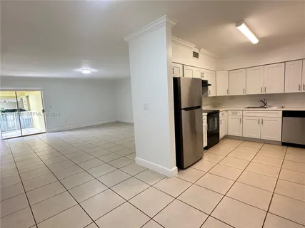 $2,250 | 2536 Van Buren Street, Unit 5A, Hollywood, FL 33020
