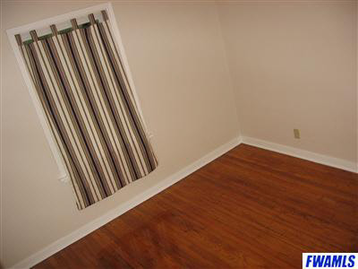 1814 Cherokee Road Fort Wayne, IN 46808 - Photo 6 of 13