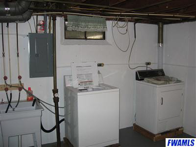 1814 Cherokee Road Fort Wayne, IN 46808 - Photo 8 of 13