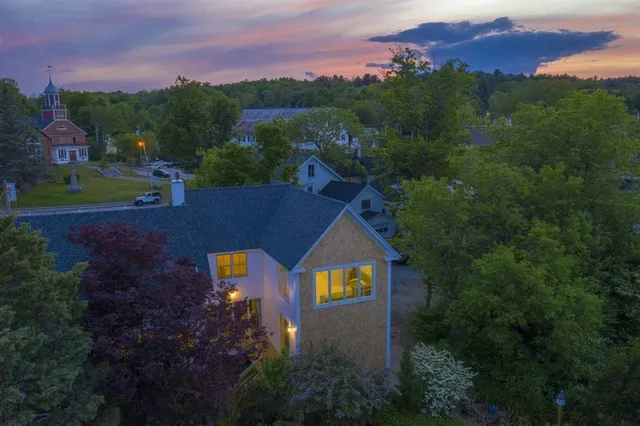 $3,000 | 17 Lake Street, Unit 1, Meredith, NH 03253