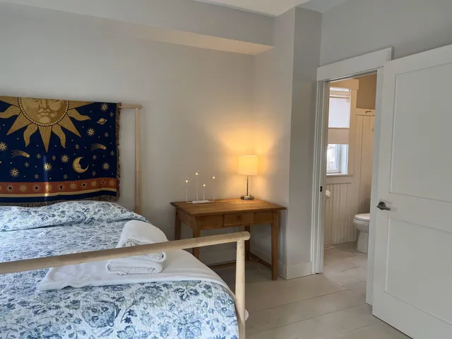 $3,000 | 17 Lake Street, Unit 1, Meredith, NH 03253