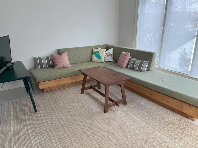 $3,000 | 17 Lake Street, Unit 1, Meredith, NH 03253