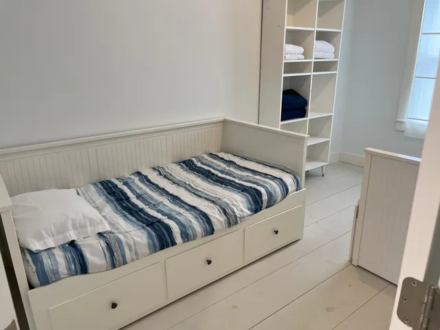 $3,000 | 17 Lake Street, Unit 1, Meredith, NH 03253