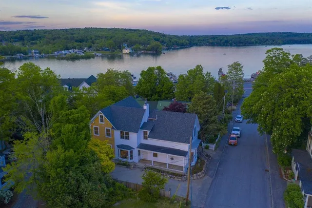 $3,000 | 17 Lake Street, Unit 1, Meredith, NH 03253