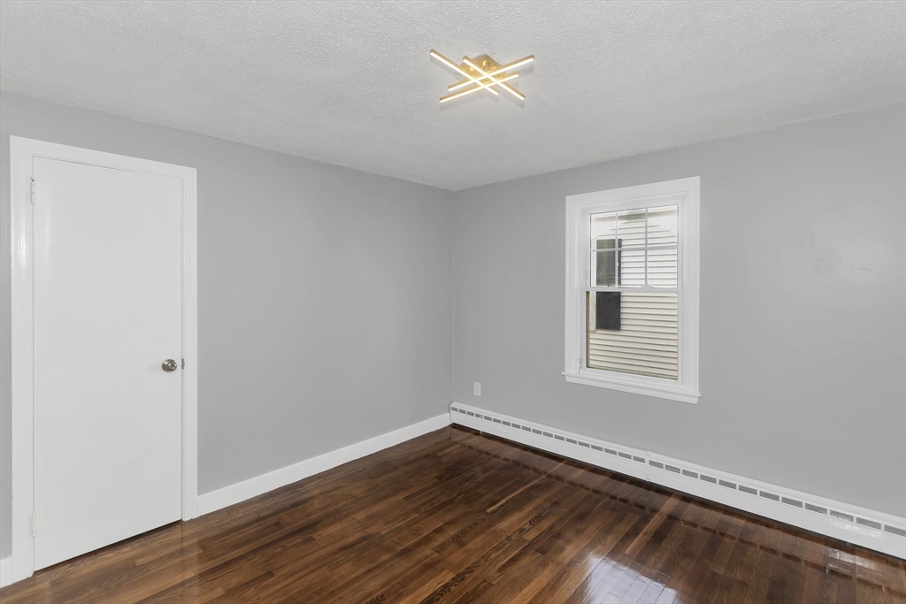 49 Bennett Street Chicopee, MA 01013 - Photo 22 of 41