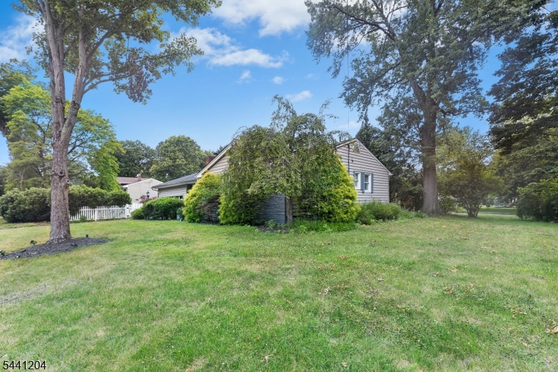 2 Princeton Road Cranford, NJ 07016 - Photo 33 of 33