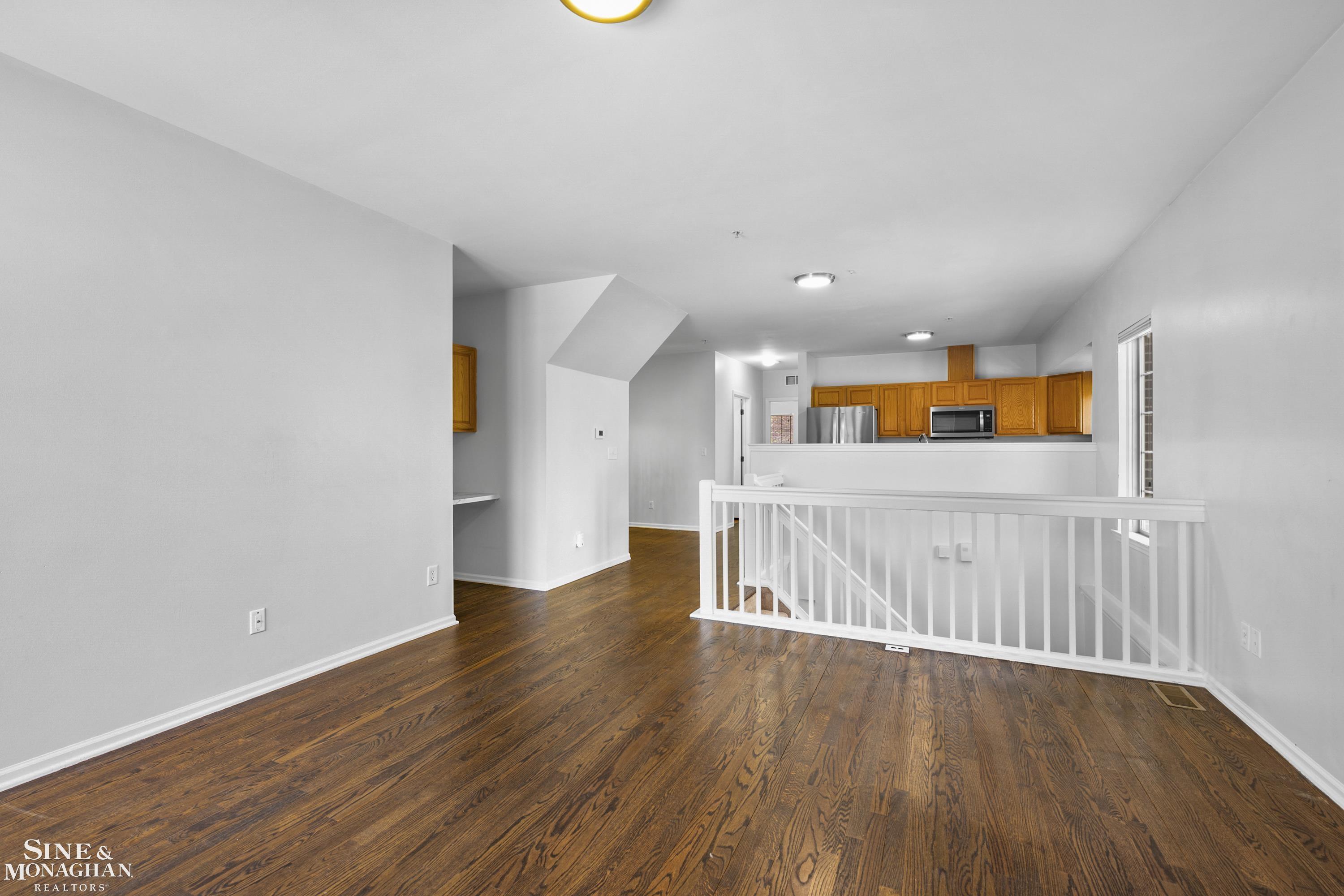2527 John R Street Detroit, MI 48201 - Photo 9 of 54