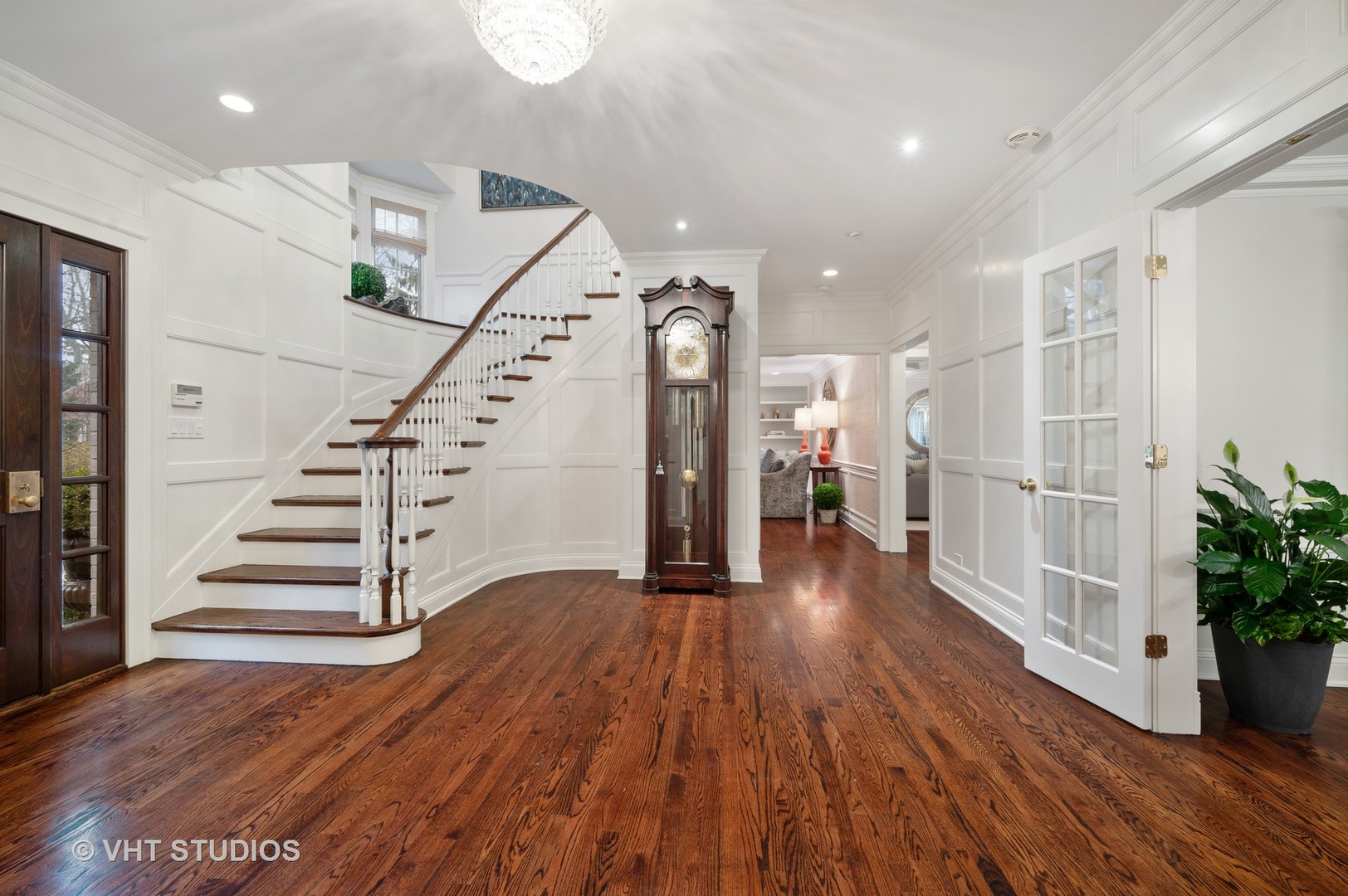 175 Dewindt Road Winnetka, IL 60093 - Photo 11 of 59