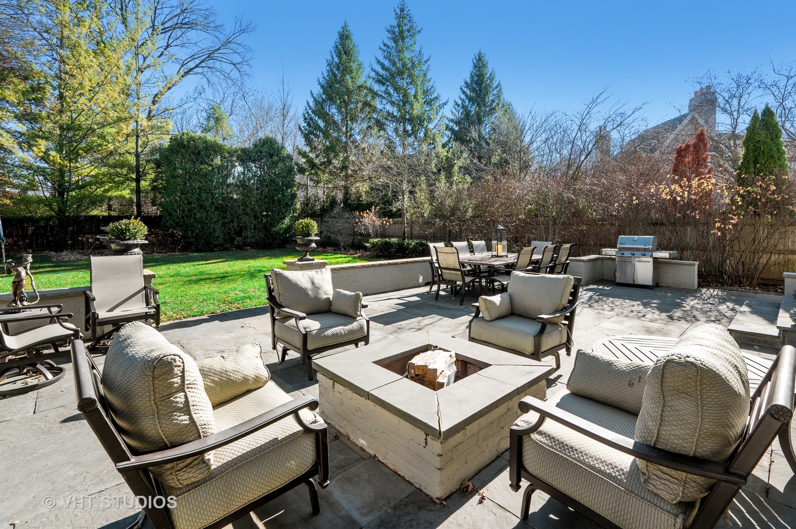 175 Dewindt Road Winnetka, IL 60093 - Photo 5 of 59