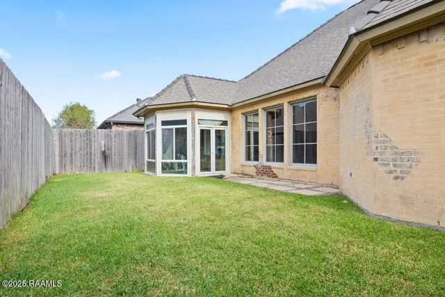 $2,750 | 123 Croft Row, Lafayette, LA 70503