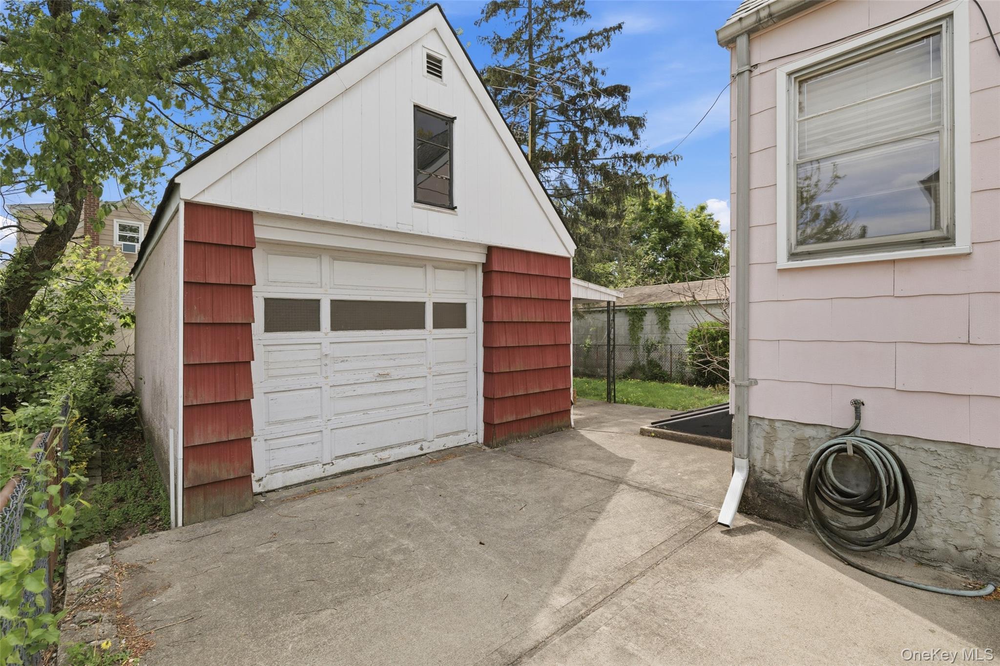 24 Spring Garden Street Valley Stream, NY 11580 - Photo 23 of 25