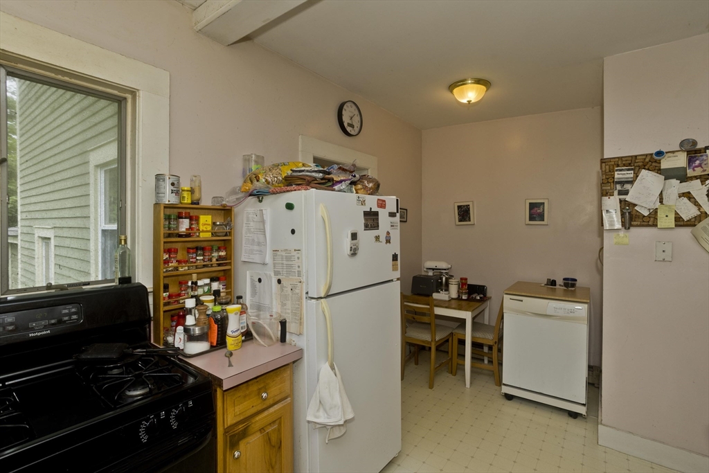 78 Lyman Road Northampton, MA 01060 - Photo 15 of 35