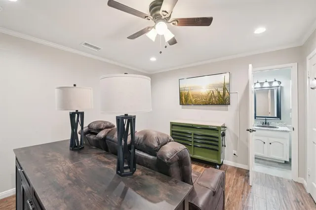 $519,900 | 17 Lincolnshire Circle, Bedford, TX 76021