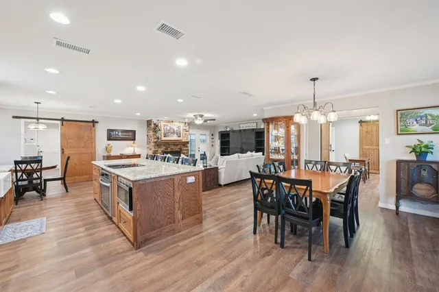 $519,900 | 17 Lincolnshire Circle, Bedford, TX 76021