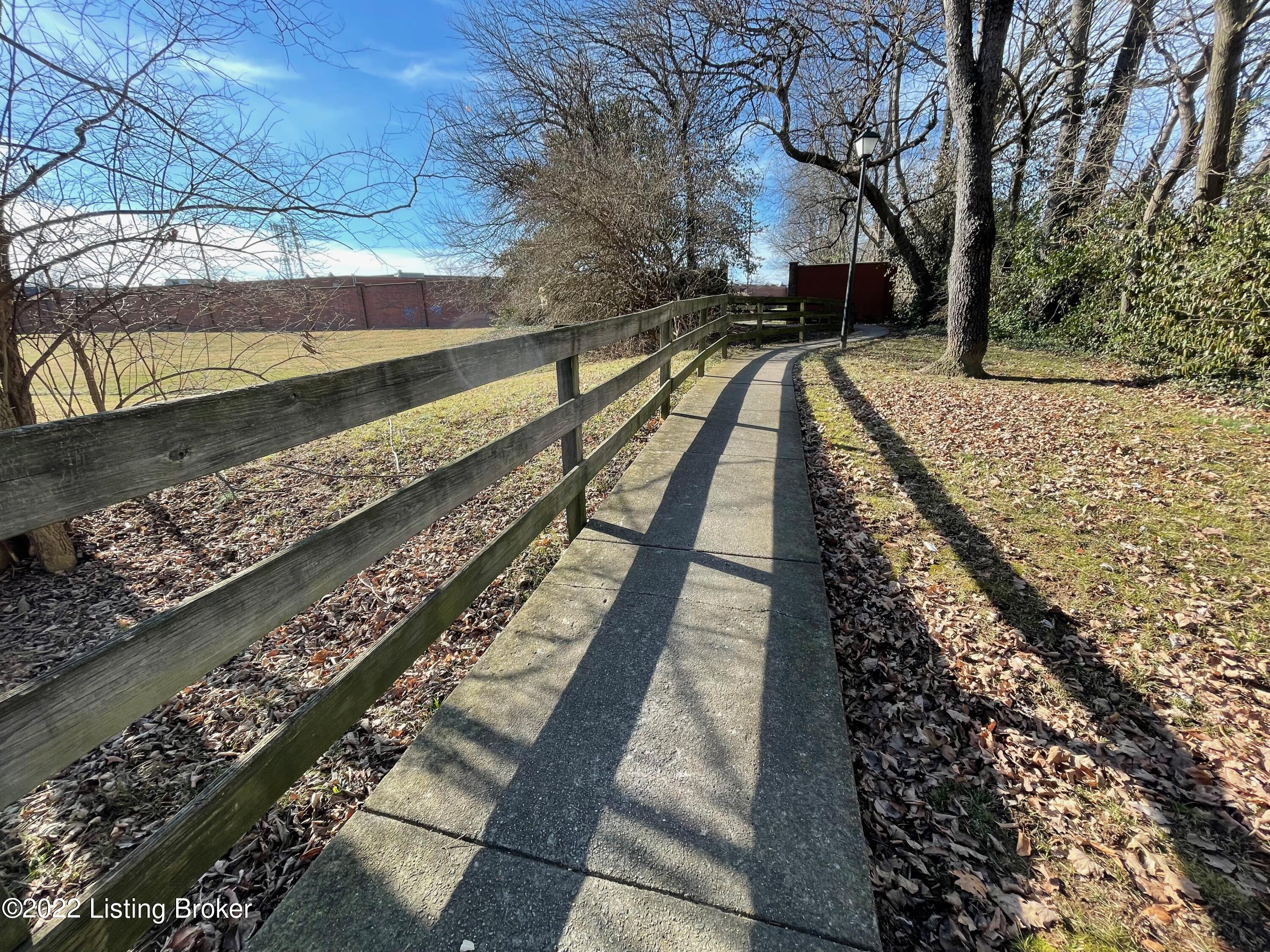 810 Stivers Road Louisville, KY 40207 - Photo 35 of 37 Nearby, park-like pathway leading to the Woodland Shopping Center